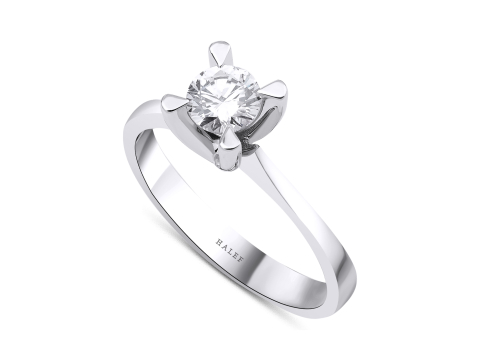 0.50 Karat Tektaş Pırlanta Yüzük