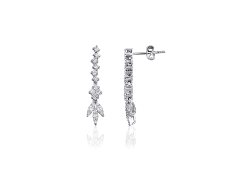 0.69 Karat Fantazi̇ Pırlanta Küpe