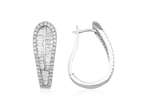 3.38 Karat Baget Pırlanta Küpe