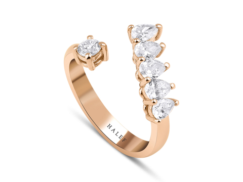 0.93 Karat Fantazi̇ Pırlanta Yüzük