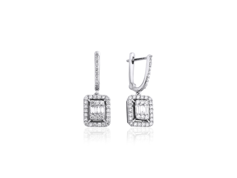 0.55 Karat Baget Pırlanta Küpe